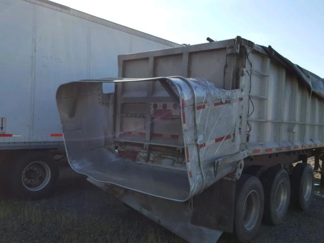 1P9DA7M3X2A053643 - 2002 PARK TRAILER SILVER photo 9