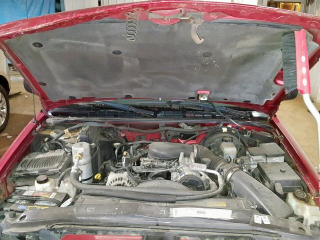 1GNDT13W9Y2215317 - 2000 CHEVROLET BLAZER RED photo 7