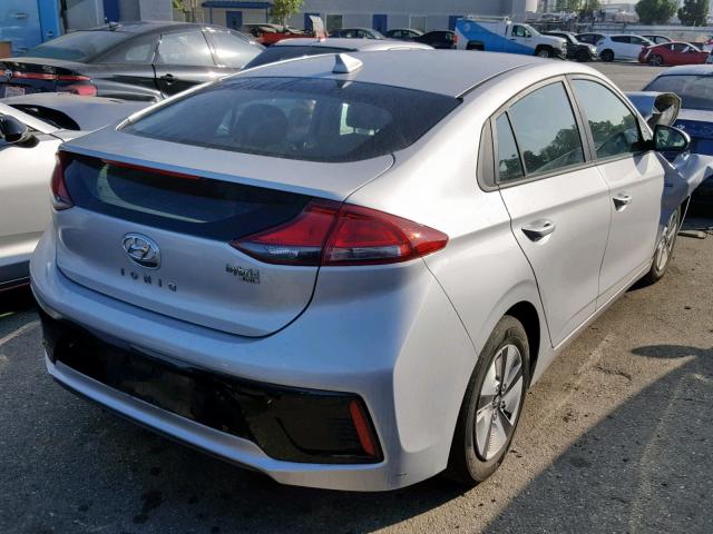 KMHC65LC1HU024547 - 2017 HYUNDAI IONIQ BLUE SILVER photo 4