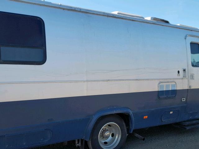 1GBKP37W0K3331313 - 1990 FLEE MOTORHOME WHITE photo 9