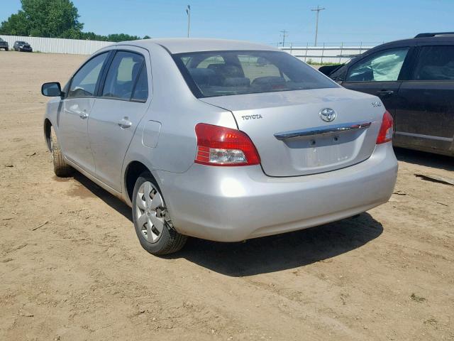 JTDBT923171048140 - 2007 TOYOTA YARIS SILVER photo 3