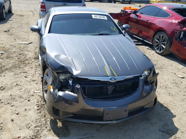 1C3AN69LX5X043057 - 2005 CHRYSLER CROSSFIRE GRAY photo 9