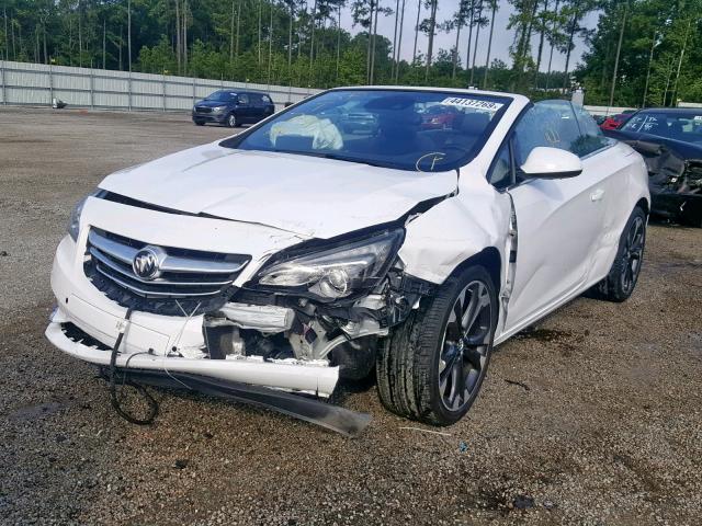 W04WH3N59KG304005 - 2019 BUICK CASCADA PR WHITE photo 2