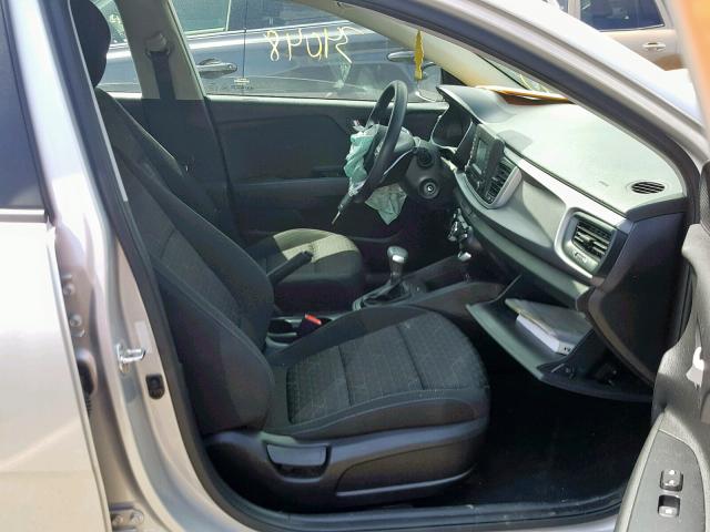 3KPA24AB9JE100242 - 2018 KIA RIO LX SILVER photo 5