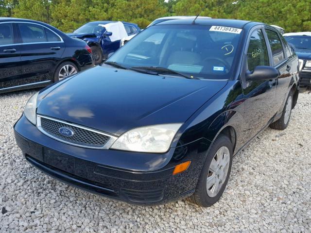 1FAHP34N67W226577 - 2007 FORD FOCUS ZX4 BLACK photo 2