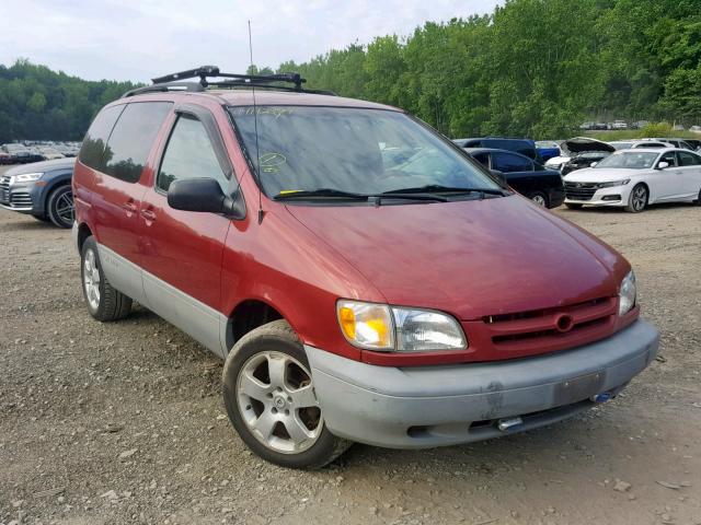 4T3ZF13C9WU077455 - 1998 TOYOTA SIENNA LE RED photo 1