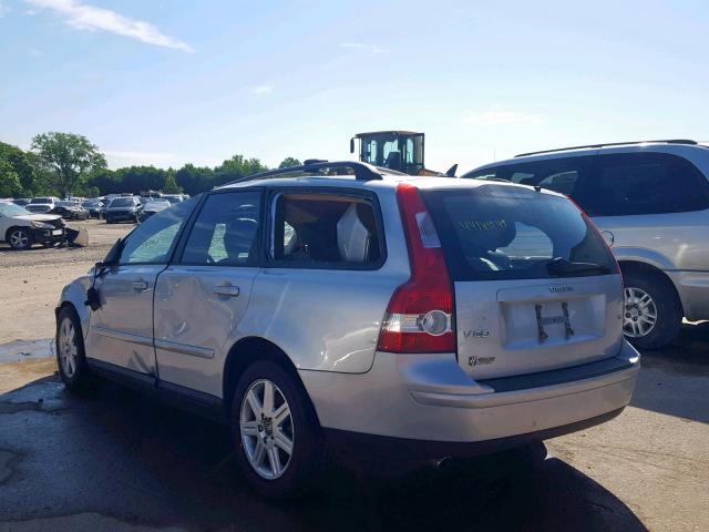 YV1MW682452051273 - 2005 VOLVO V50 T5 SILVER photo 3