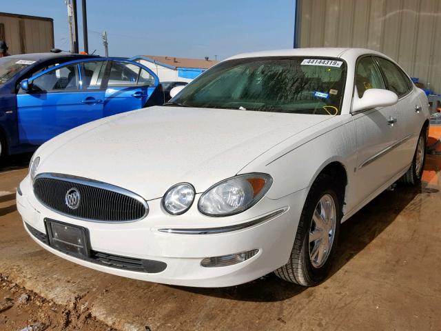 2G4WD582761223730 - 2006 BUICK LACROSSE C WHITE photo 2