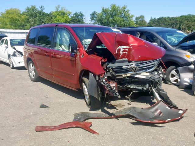 2V4RW3DG9BR637434 - 2011 VOLKSWAGEN ROUTAN SE MAROON photo 1