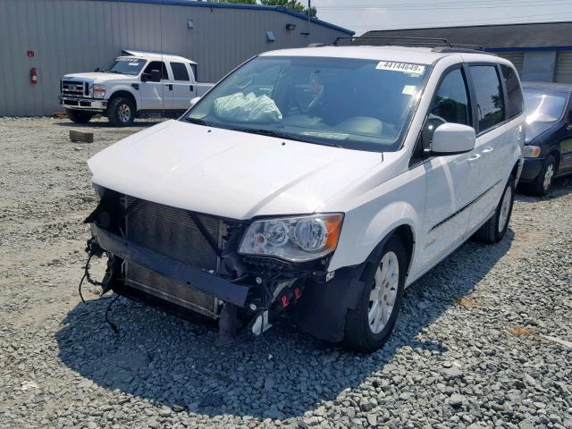 2C4RC1BG4GR214858 - 2016 CHRYSLER TOWN & COU WHITE photo 2