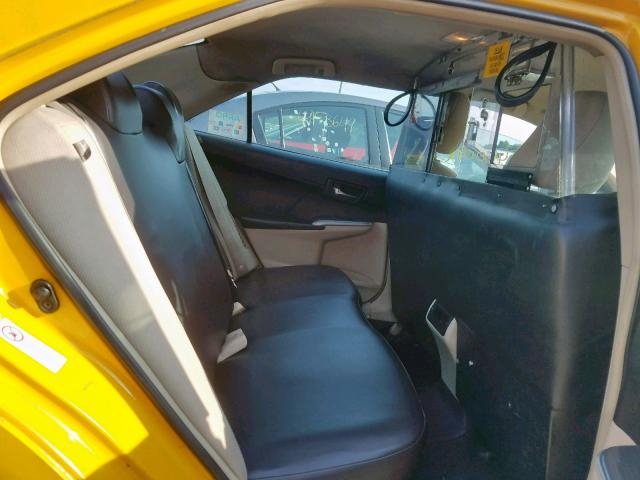 4T1BD1FK3CU019338 - 2012 TOYOTA CAMRY HYBR YELLOW photo 6