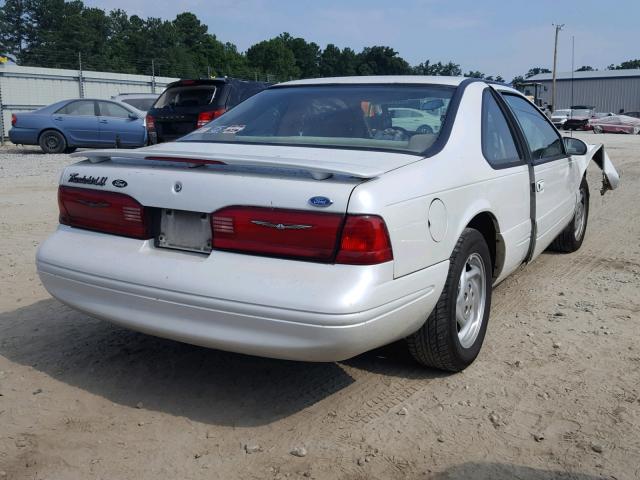 1FALP62W8VH157061 - 1997 FORD THUNDERBIR WHITE photo 4