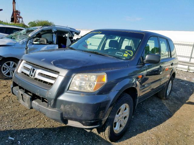 2HKYF18126H514318 - 2006 HONDA PILOT LX GRAY photo 2