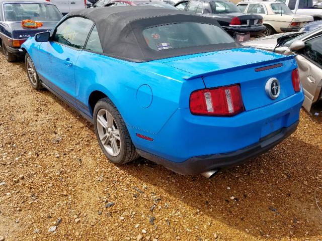 1ZVBP8EM5C5270635 - 2012 FORD MUSTANG BLUE photo 3