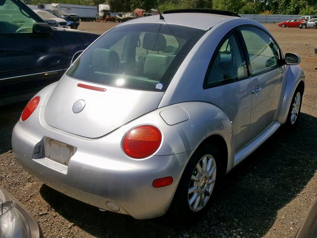 3VWCK31C25M402217 - 2005 VOLKSWAGEN NEW BEETLE ვერცხლისფერი ფოტო 4