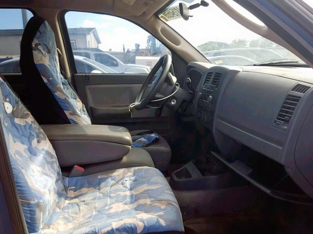 1D7HE28K15S113382 - 2005 DODGE DAKOTA QUA BLUE photo 5