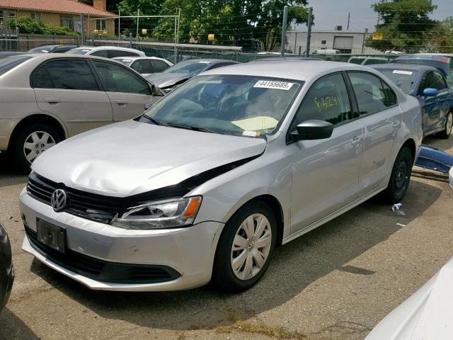 3VW1K7AJ6BM371918 - 2011 VOLKSWAGEN JETTA BASE SILVER photo 2