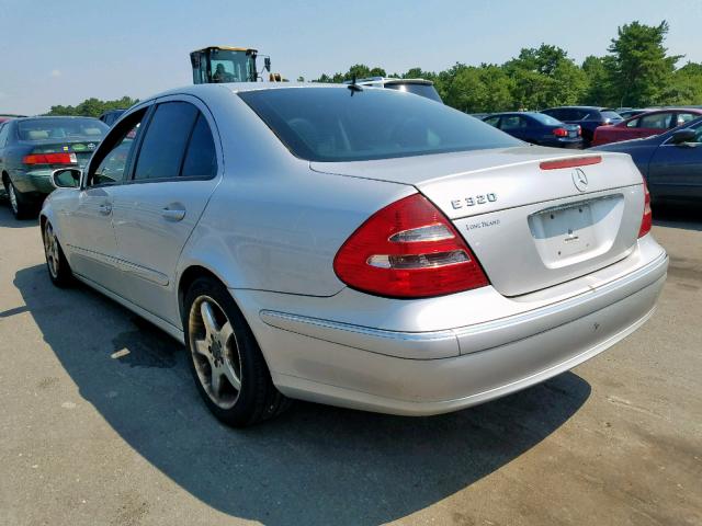 WDBUF65J35A727556 - 2005 MERCEDES-BENZ E 320 SILVER photo 3