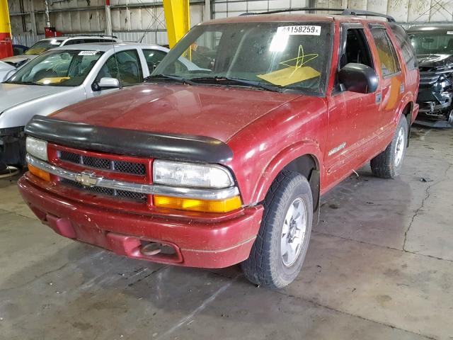 1GNDT13X73K149450 - 2003 CHEVROLET BLAZER RED photo 2