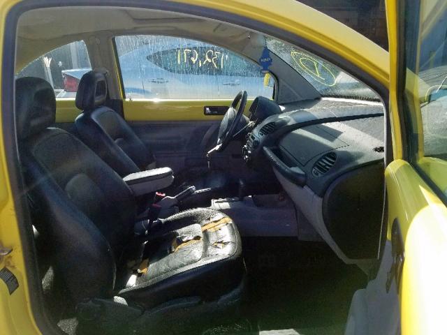 3VWCA21C8YM407715 - 2000 VOLKSWAGEN NEW BEETLE ყვითელი ფოტო 5