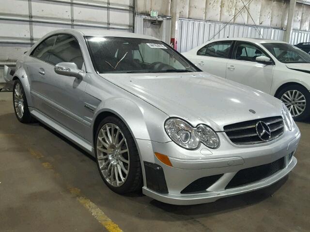 WDBTJ77H38F245865 - 2008 MERCEDES-BENZ CLK 63 AMG SILVER photo 1