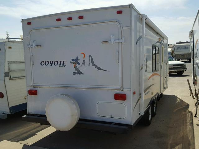 4EZTC232X7S039785 - 2007 KZRV COYOTE WHITE photo 4