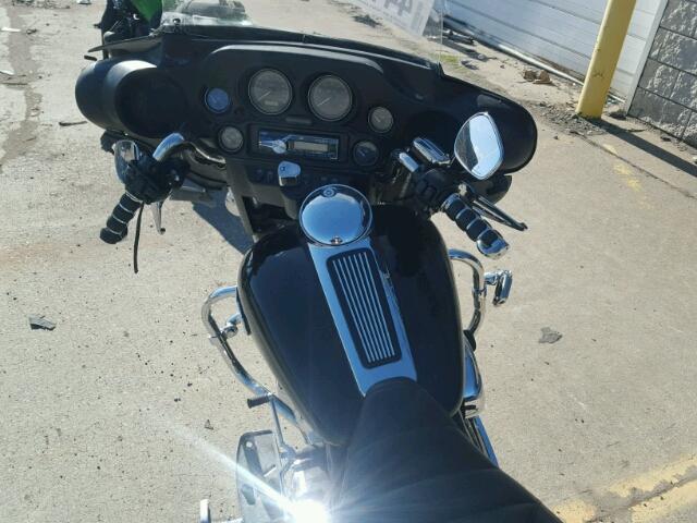 1HD1FC4128Y612302 - 2008 HARLEY-DAVIDSON FLHTCUI BLACK photo 5