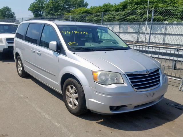 2A8HR54159R613476 - 2009 CHRYSLER TOWN & COU SILVER photo 1