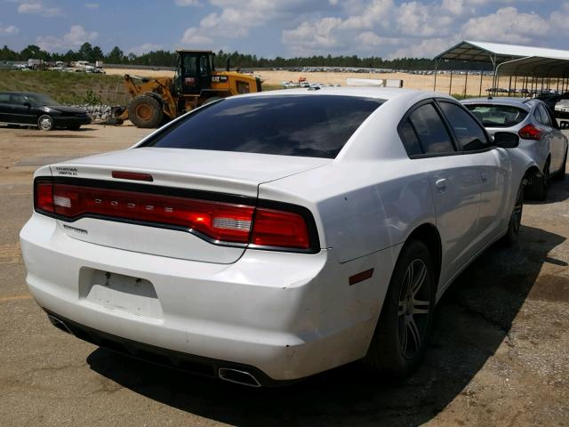 2C3CDXHG4CH187291 - 2012 DODGE CHARGER SX WHITE photo 4