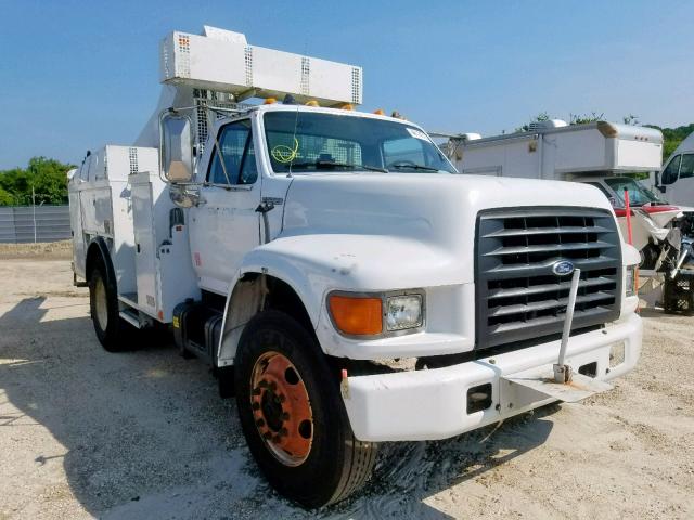 3FEWF80C9XMA12955 - 1999 FORD F800 WHITE photo 1