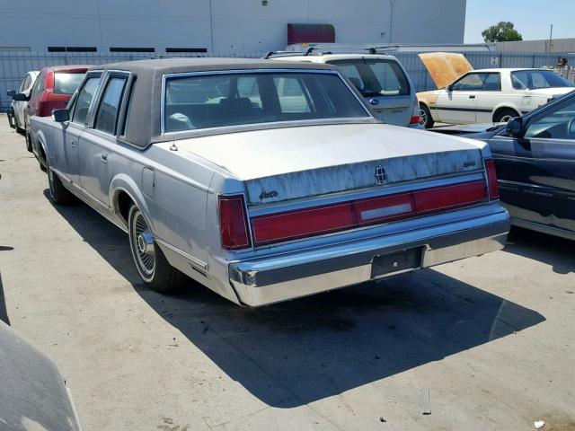 1LNBP96F1FY733717 - 1985 LINCOLN TOWN CAR SILVER photo 3