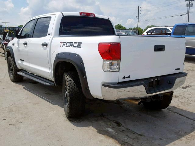 5TFDW5F13CX217826 - 2012 TOYOTA TUNDRA CRE WHITE photo 3