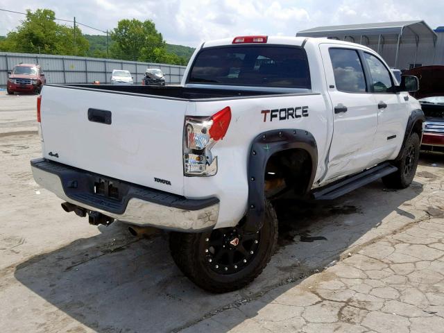 5TFDW5F13CX217826 - 2012 TOYOTA TUNDRA CRE WHITE photo 4