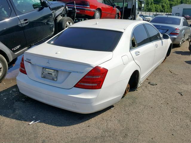 WDDNG71X57A042017 - 2007 MERCEDES-BENZ S 550 WHITE photo 4