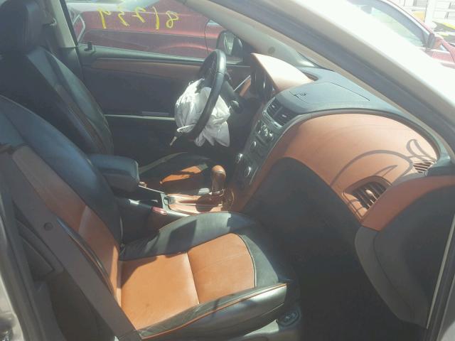 1G1ZK57B28F264439 - 2008 CHEVROLET MALIBU LTZ 银色 照片 5