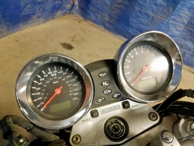 JS1GV77A422101843 - 2002 SUZUKI GSF1200 BA BLUE photo 8