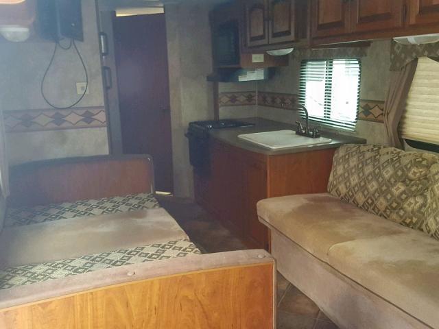 4YDT24525BT413104 - 2011 KEYSTONE PASSPORT WHITE photo 6