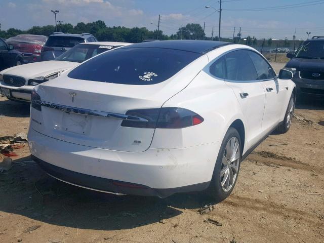 5YJSA1H17EFP59584 - 2014 TESLA MODEL S WHITE photo 4