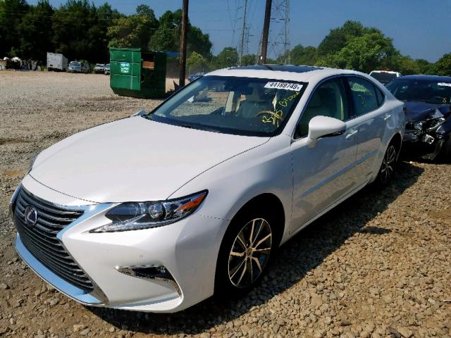 JTHBW1GG2J2194289 - 2018 LEXUS ES 300H WHITE photo 2