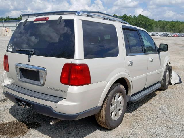 5LMFU27526LJ25657 - 2006 LINCOLN NAVIGATOR CREAM photo 4