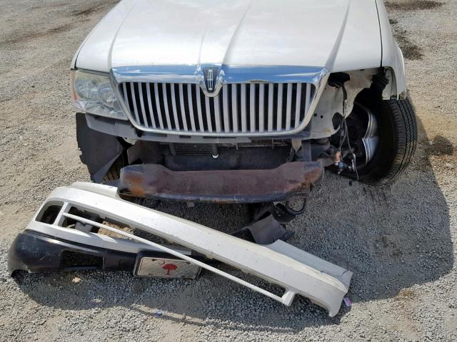 5LMFU27526LJ25657 - 2006 LINCOLN NAVIGATOR CREAM photo 9