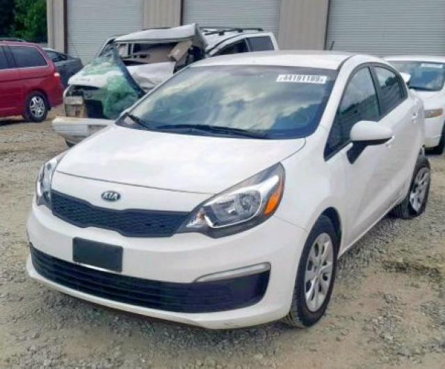 KNADM4A32H6104016 - 2017 KIA RIO LX WHITE photo 2