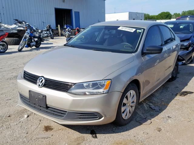 3VW2K7AJ9EM223772 - 2014 VOLKSWAGEN JETTA BASE TAN photo 2