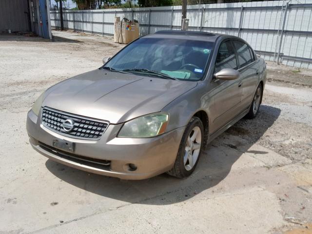 1N4BL11D25C111457 - 2005 NISSAN ALTIMA SE GOLD photo 2