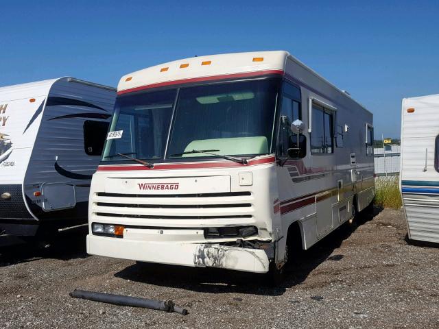 1GBKP37N5N3301932 - 1992 WINNEBAGO RV WHITE photo 2