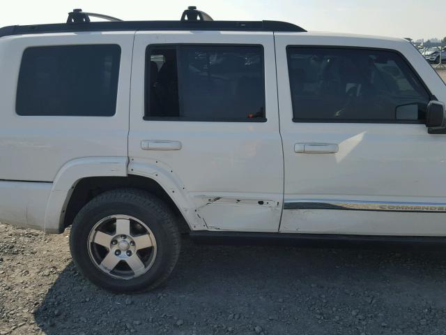 1J4RG4GK7AC127825 - 2010 JEEP COMMANDER WHITE photo 9