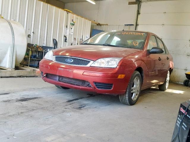 1FAFP34N95W287488 - 2005 FORD FOCUS ZX4 RED photo 2