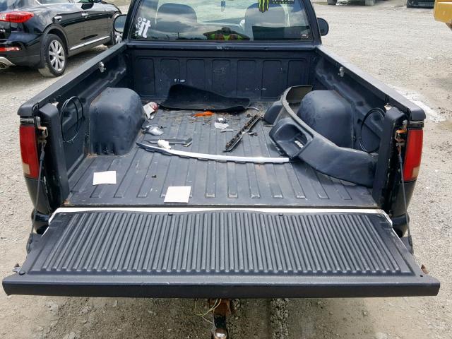 1GCCS1445YK121360 - 2000 CHEVROLET S TRUCK S1 BLACK photo 6