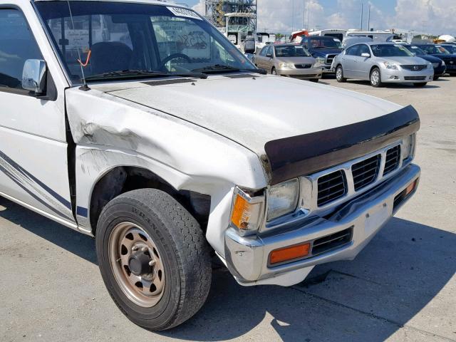 1N6SD11S2PC442383 - 1993 NISSAN TRUCK SHOR WHITE photo 9