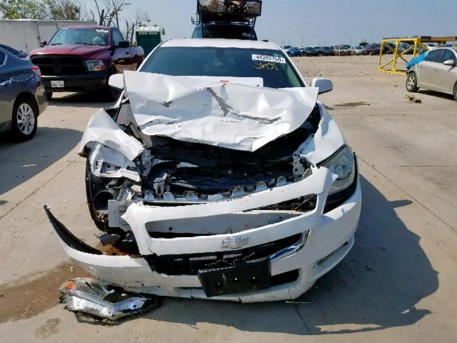 1G1ZC5E12BF326615 - 2011 CHEVROLET MALIBU 1LT WHITE photo 9
